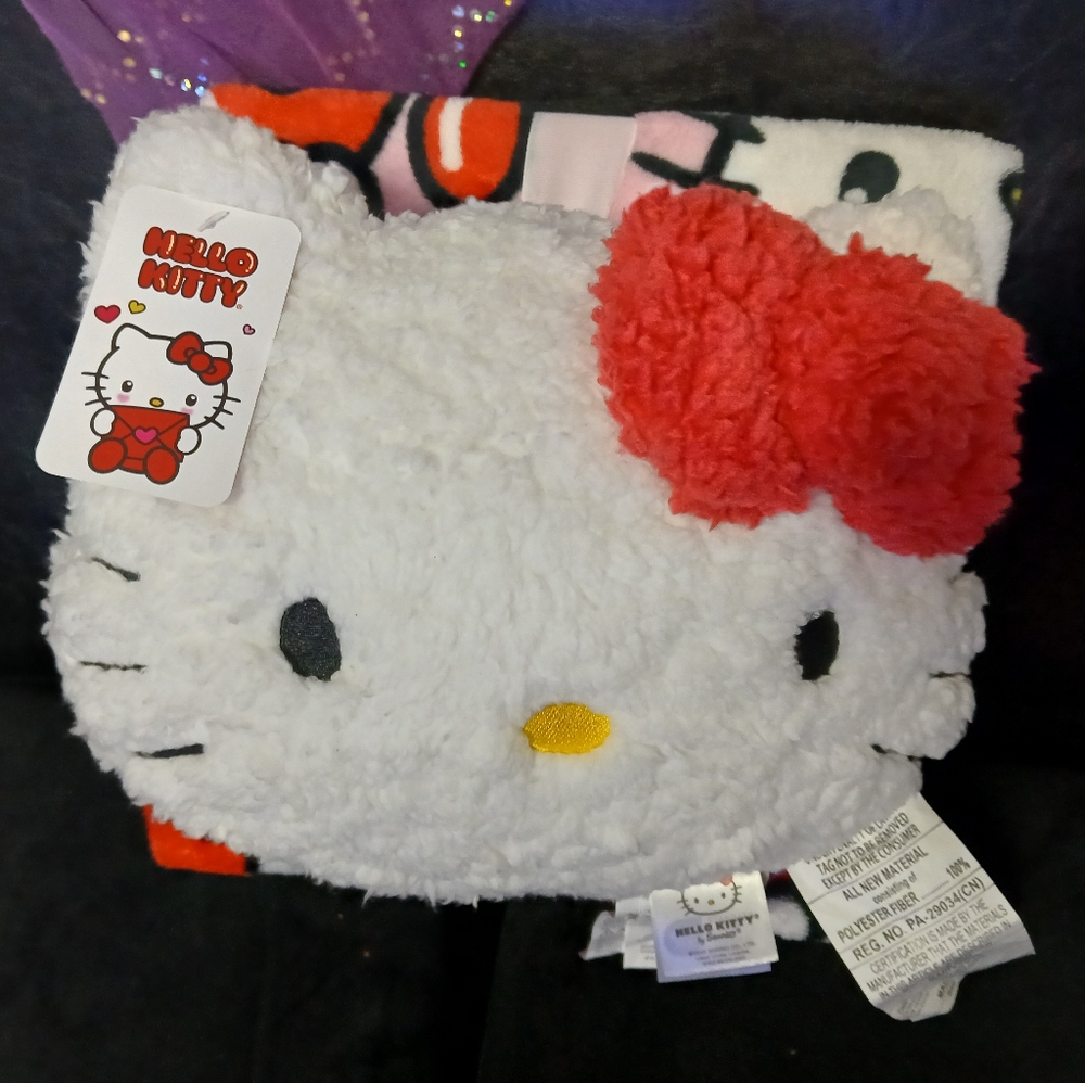 Nogginz Hello Kitty Pillow‎ & Plush Blanket Set New Valentine's Day